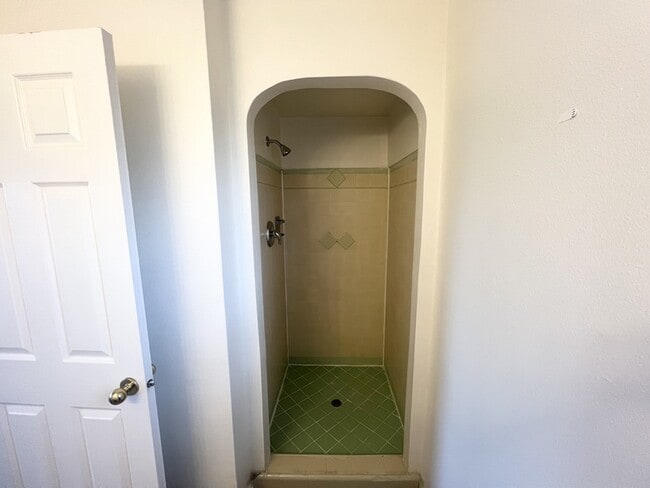 Building Photo - 1675 S State St