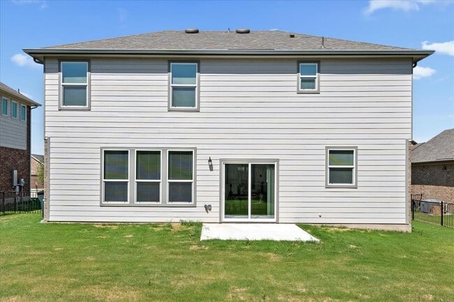 Building Photo - 808 Desaix Dr