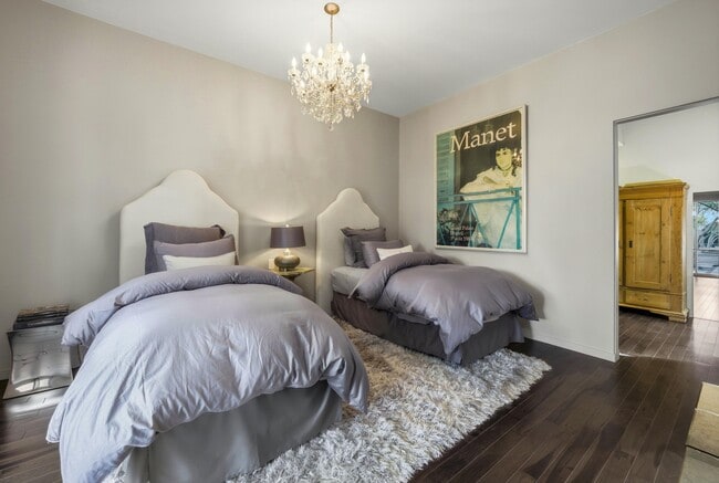 Building Photo - 47125 El Menara Cir