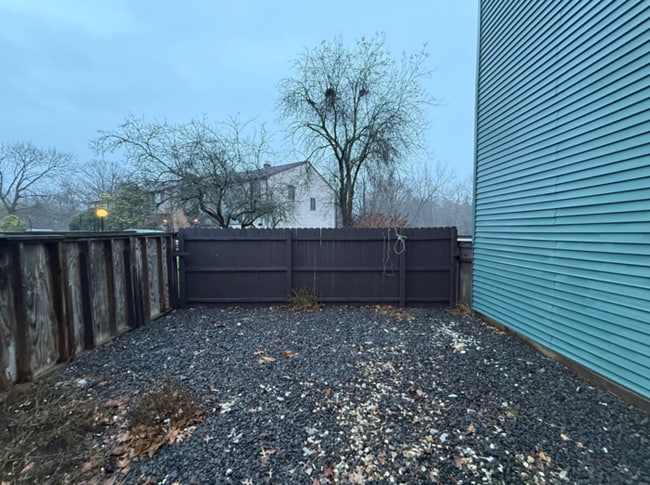 Building Photo - 440 Tall Oak Ln