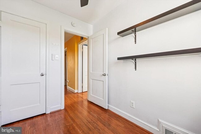 Building Photo - 4808 Fort Totten Dr NE