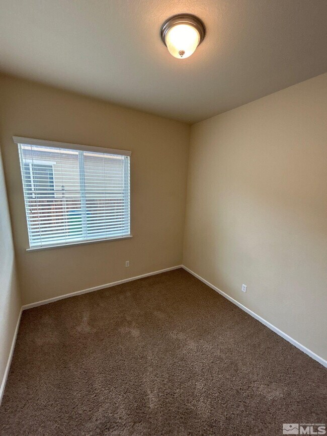 Building Photo - 3746 Deutz Dr
