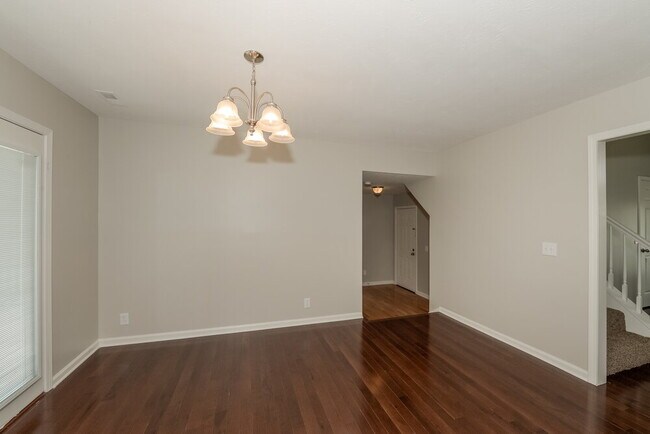 Building Photo - 125 Firelight Ct