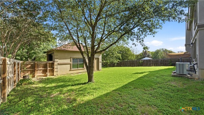 Building Photo - 7338 Raintree Forest