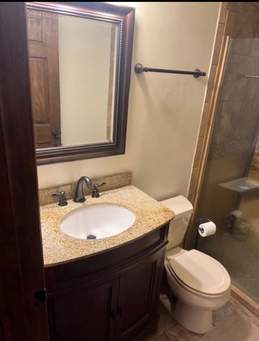 Building Photo - 1637 Otlahurst Dr