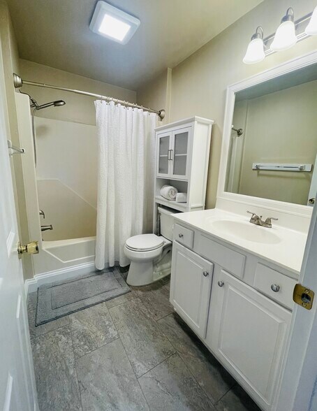 Downstairs Bath - 101 Lumina Ave N