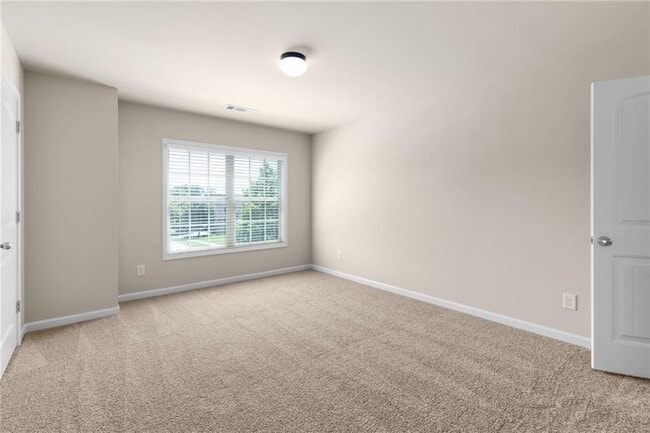 Building Photo - 2340 Cain Cir