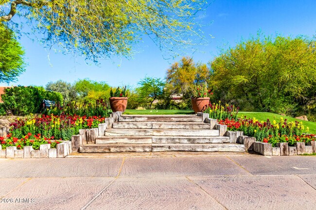 Building Photo - 6540 E Redmont Dr