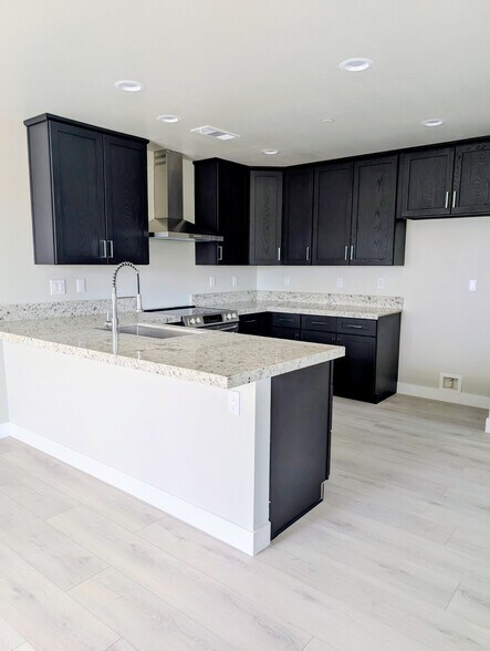 Building Photo - 66079 Cahuilla Ave