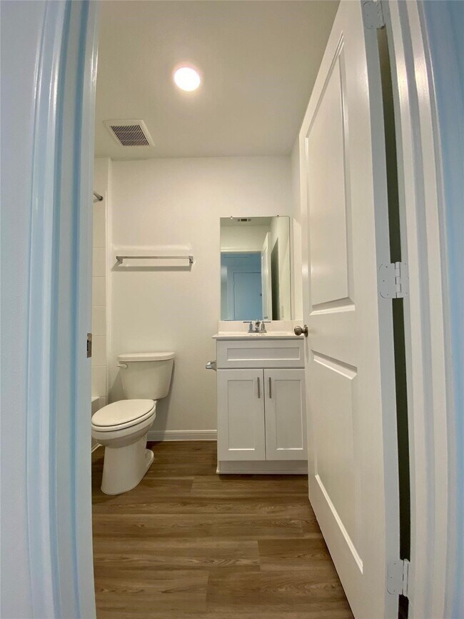 Building Photo - 21114 Dolphin Bay Ln