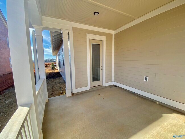 Building Photo - 247 Haystack Dr