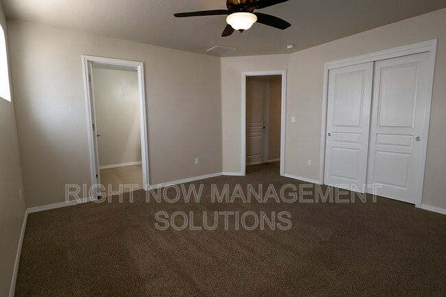 Building Photo - 25 S Shumway Ave