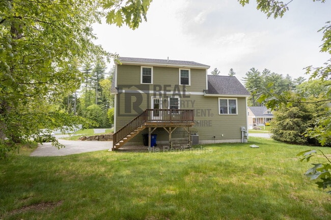 Building Photo - 8 Winslow Dr