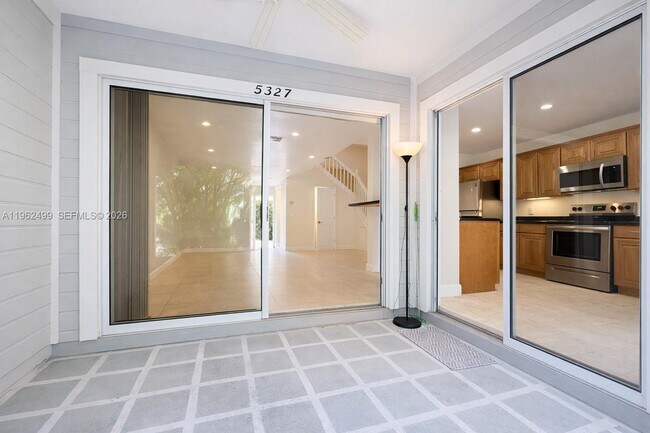 Building Photo - 5327 Sapphire Valley