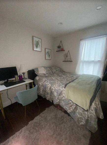 Building Photo - 5 Sudan St