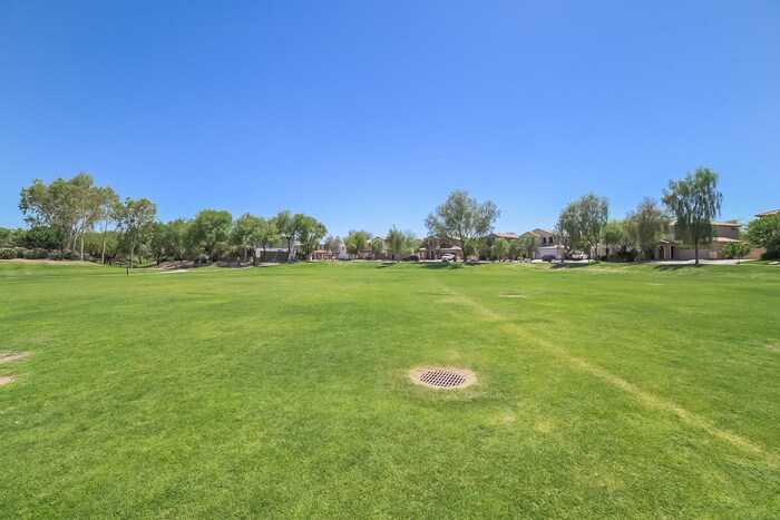 Building Photo - 4210 S Mariposa Dr