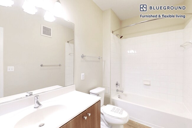 Building Photo - 861 Broadway-SI FL3-ID6582A