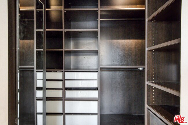 Building Photo - 1929 N Curson Ave