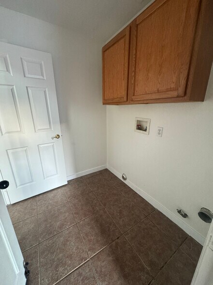 Building Photo - 7800 Buckeye St