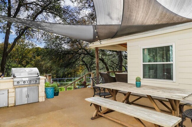 Building Photo - 16429 Red Wagon Ln