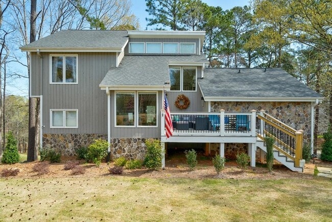 Building Photo - 1900 Snug Harbor Dr