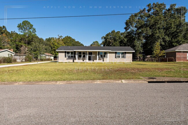 Building Photo - Beautifully Updated 4-Bedroom Home in West Mobile!