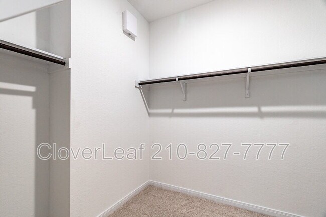 Building Photo - 6618 Cibolo Springs