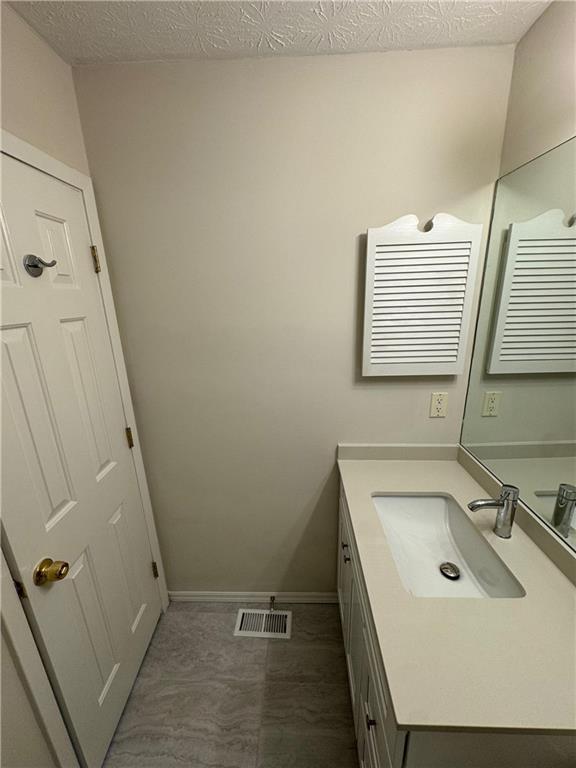 Building Photo - 1306 Wedgewood Ct