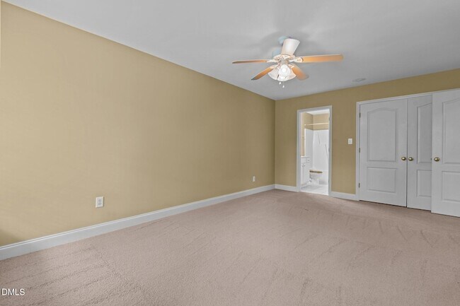 Building Photo - 173 Ariel St