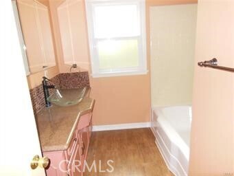 Building Photo - 944 Portola Dr