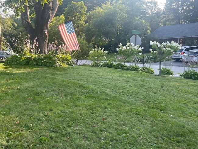 Building Photo - 35 Mill Pond Rd