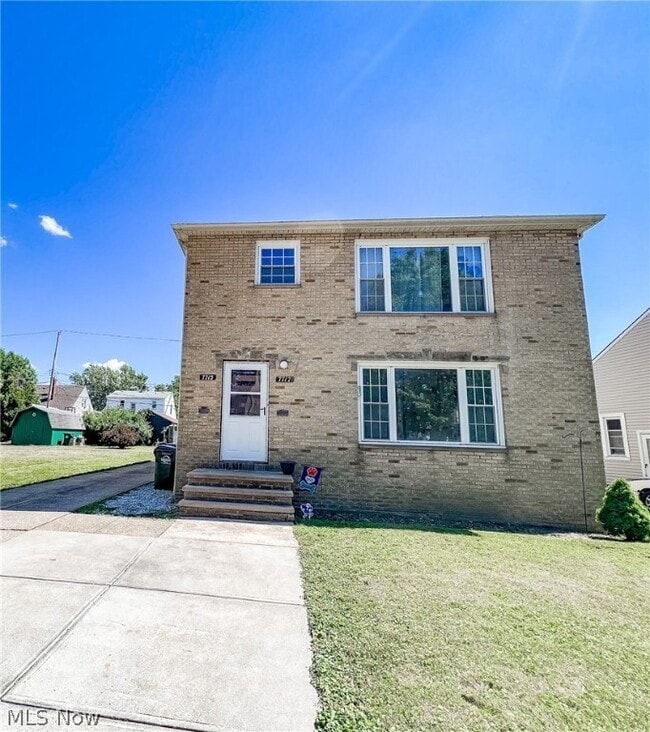 Building Photo - 7715 Kenton Ave