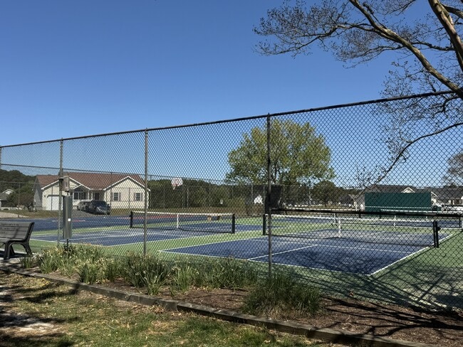 Building Photo - 4155 Captains Corridor