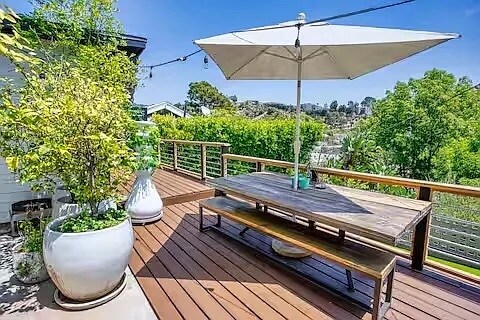 Building Photo - 2597 Dearborn Dr