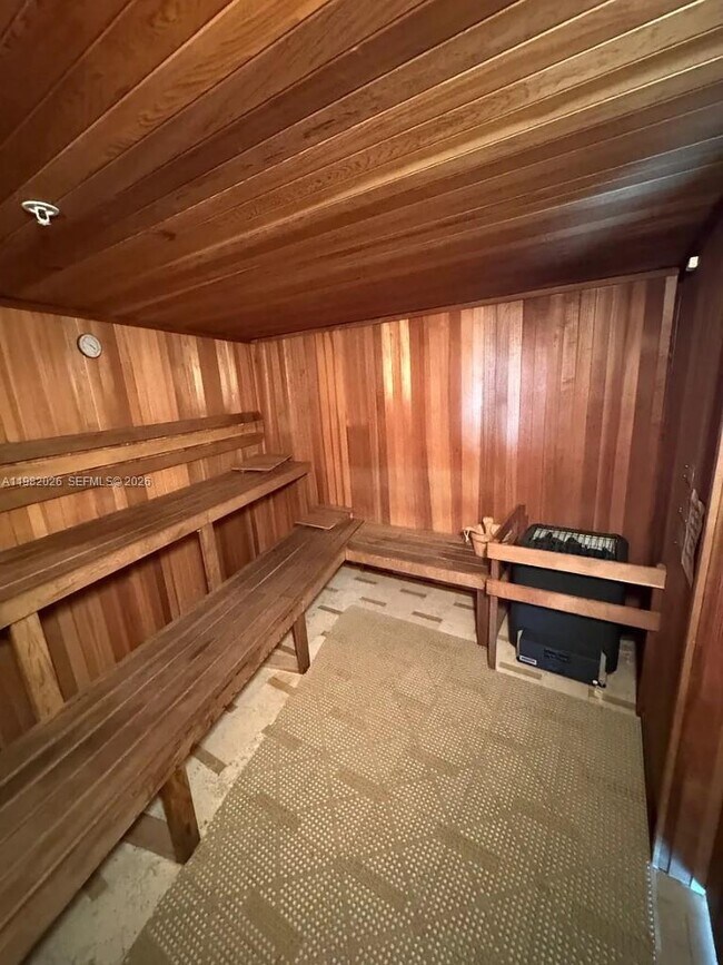 Building Photo - 31 SE 5th St