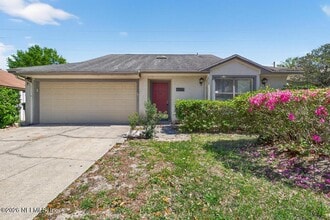 Building Photo - 4655 Trevi Dr