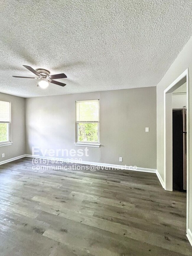 Building Photo - Spacious 4-Bedroom, 2-Bathroom Home with C...