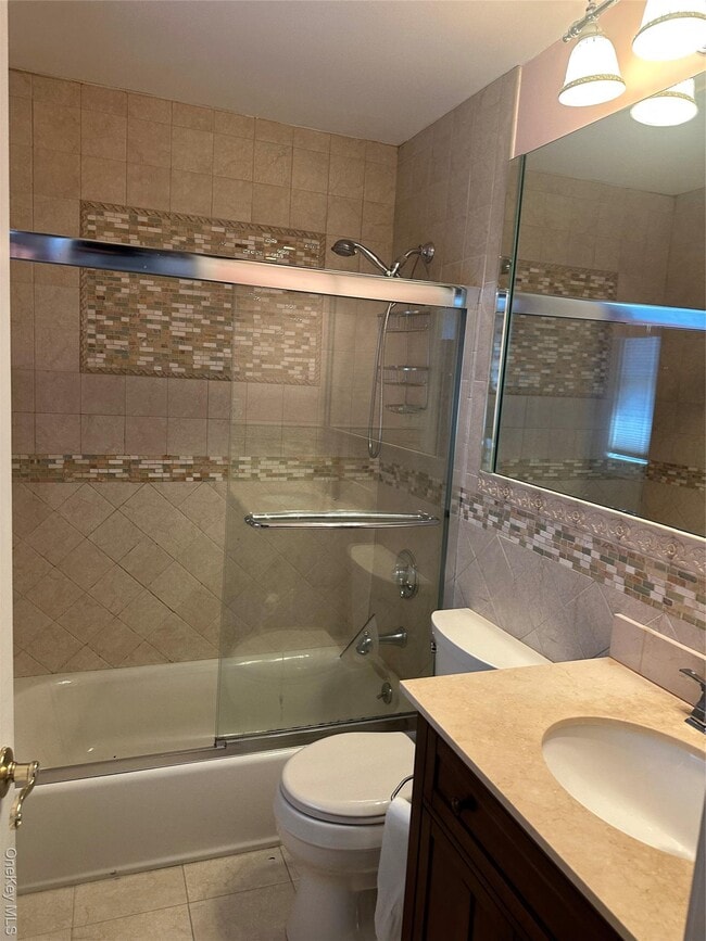 Building Photo - 17 Lee Ave