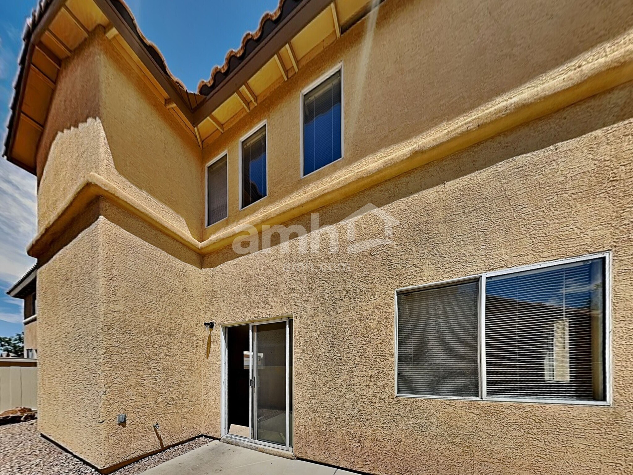Building Photo - 992 Valetta Flat Ave