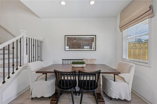 Building Photo - 180 Hensley Pk Ln