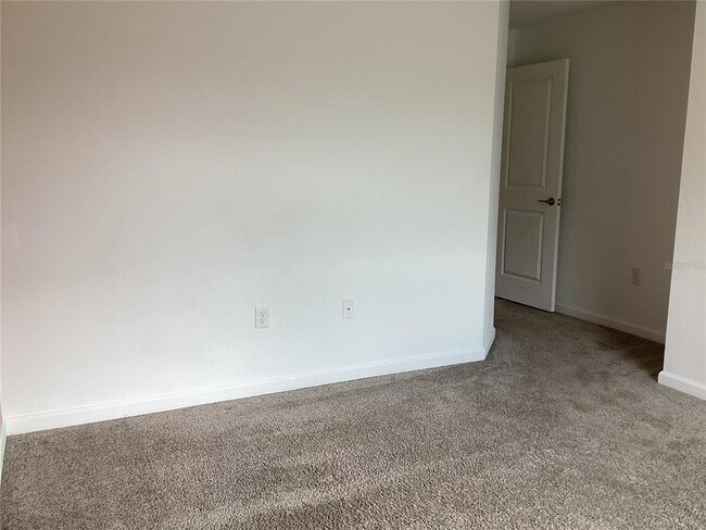 Building Photo - 260 Pershing St