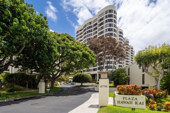 Building Photo - 6770 Hawaii Kai Dr