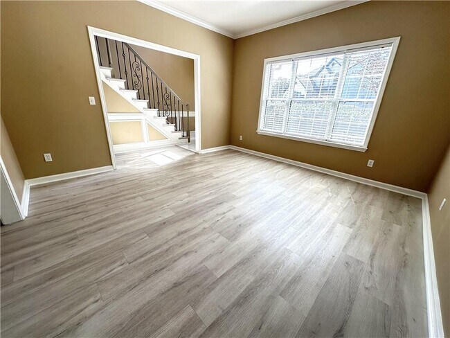 Building Photo - 4890 Weathervane Dr