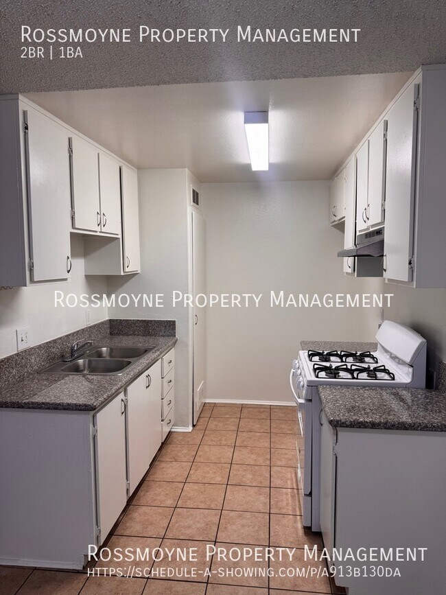 Building Photo - 10817 White St