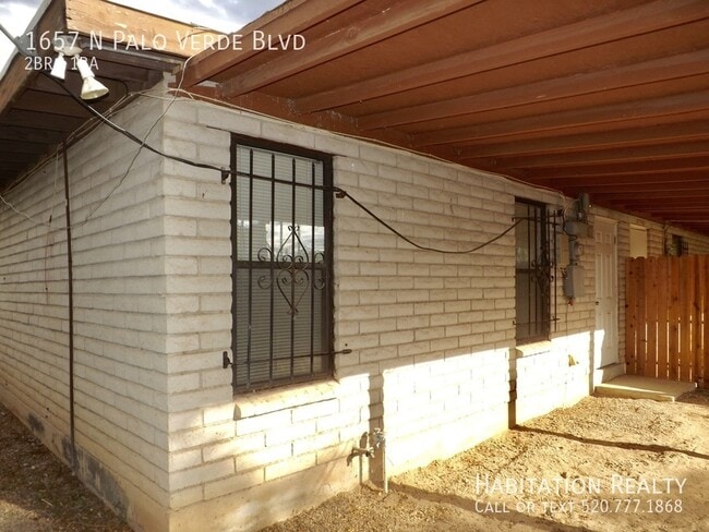 Building Photo - 1657 N Palo Verde Blvd