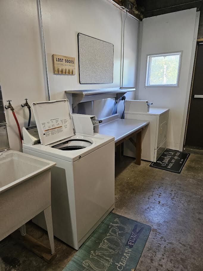 Laundry area shared by all tenants - 1106 W Wisconsin Ave