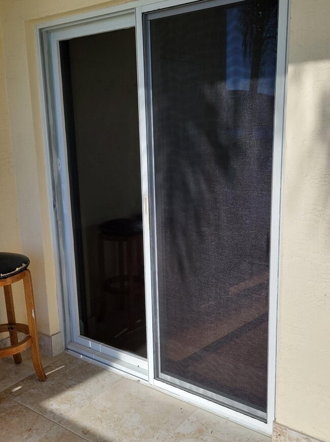 Building Photo - 4401 Crystal Lake Dr