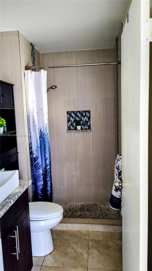 Building Photo - 118 Bobwhite Rd