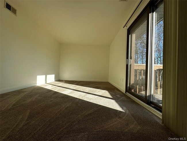 Building Photo - 67 Bailey Ct