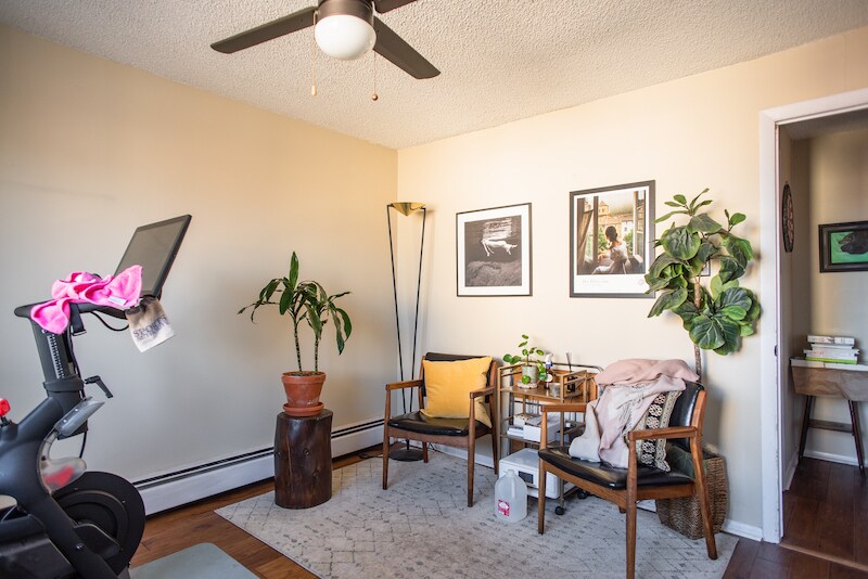 Building Photo - 1233 N Ogden St